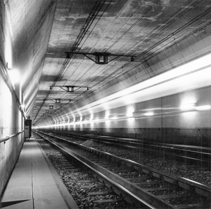 170623 Gezicht in de Velsertunnel onder het Noordzeekanaal bij Velsen.